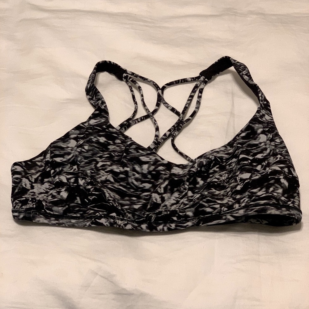 LuLu Lemon Free To Be Wild Sports Bra